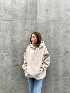 ALEXIA STAMさん（レディース・157cm）の春コーディネート