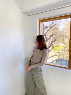 ALEXIA STAMさん（レディース・157cm）の春コーディネート