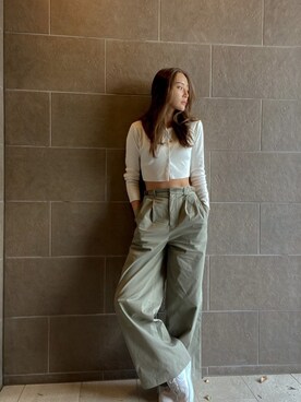 ALEXIA STAMさん（レディース・170cm）の春コーディネート