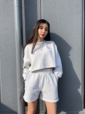 ALEXIA STAMさん(レディース・162cm)の春コーディネート