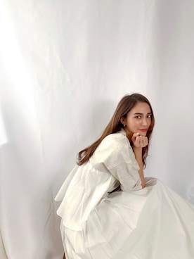 ALEXIA STAMさん(レディース・170cm)の春コーディネート