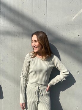 ALEXIA STAMさん（レディース・157cm）の春コーディネート