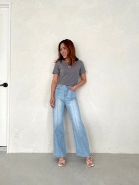 ALEXIA STAMさん（レディース・157cm）の春コーディネート