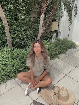 ALEXIA STAMさん（レディース・158cm）の春コーディネート