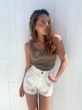 ALEXIA STAMさん（レディース・163cm）の夏コーディネート