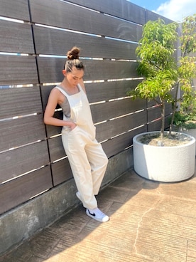 ALEXIA STAMさん（レディース・163cm）の夏コーディネート