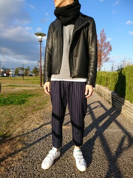「ストライプパンツ」｜「アイテム（ライダースジャケット）」を使った、nisikaさん（メンズ・175cm）の冬コーディネート