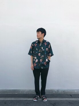 「STUDIOUS（ステュディオス）のアイテム（スラックス）」を使った、tatsuki_shiibaさん（メンズ・172cm）の春コーディネート