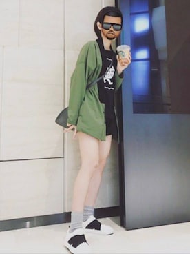 「ZARA（ザラ）のアイテム（シューズ、ホワイト系）」を使った、leegali-さん（レディース）の冬コーディネート