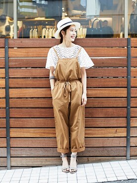 「アイテム（サロペット/オーバーオール、イエロー系）」を使った、はるさん（レディース・160cm）の春コーディネート