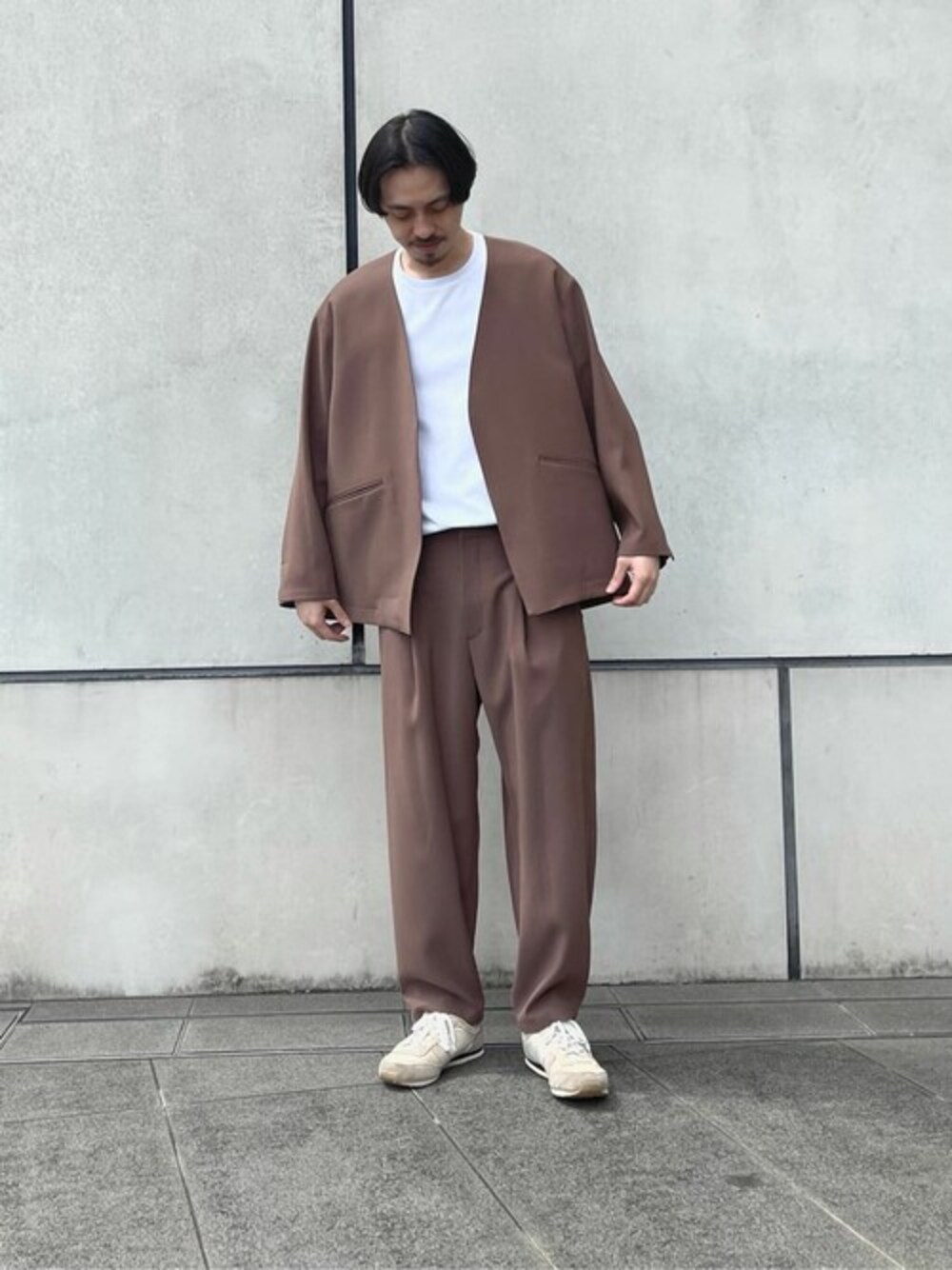 「パンツ、スタイリング、コーディネート、パンツコーデ、コーデ」｜「PUBLIC TOKYOのスーパードライノーカラージャケット（ノーカラージャケット、ブラウン系）」を使った、dai＿miyagiさん（メンズ・178cm）の夏コーディネートの1枚目の写真