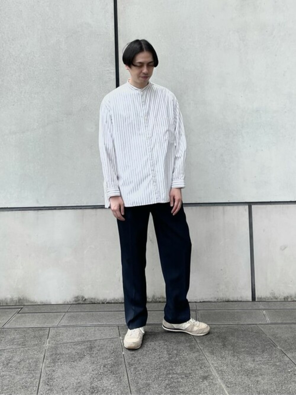 「パンツ、シャツ、スタイリング、コーディネート、コーデ」｜「PUBLIC TOKYOのAQUAウール　カルゼスラックス（スラックス、ブルー系）」を使った、dai＿miyagiさん（メンズ・178cm）の夏コーディネートの1枚目の写真