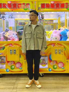 「semantic design（セマンティックデザイン）のアイテム（トップス）」を使った、Eric Zengさん（メンズ・175cm）の秋コーディネート