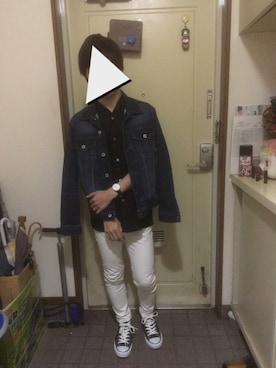 「ダニエルウェリントン」｜「アイテム（デニムジャケット）」を使った、うめちぃさん（メンズ・157cm）の春コーディネート