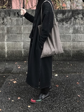 「Yohji Yamamoto（ヨウジヤマモト）のアイテム（トレンチコート）」を使った、タカムラ ショウタさん（メンズ・173cm）の冬コーディネート