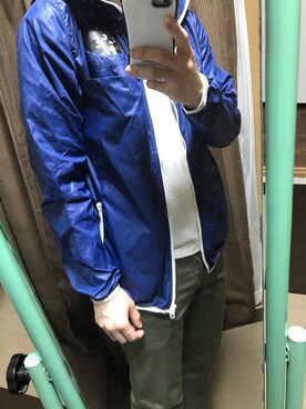 「アイテム（マウンテンパーカー）」を使った、Kさん（メンズ・173cm）の秋コーディネート