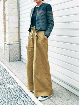 「通勤穿搭」｜「アイテム（ノーカラージャケット）」を使った、I-chiさん（レディース・168cm）の春コーディネート