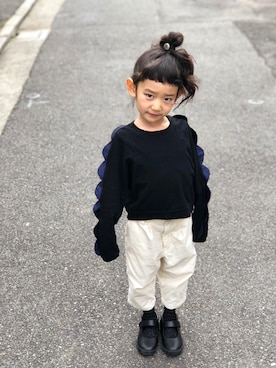 「GO TO HOLLYWOOD（ゴートゥーハリウッド）のアイテム（その他パンツ、ホワイト系）」を使った、tsugumonさん（キッズ・132cm）の春コーディネート