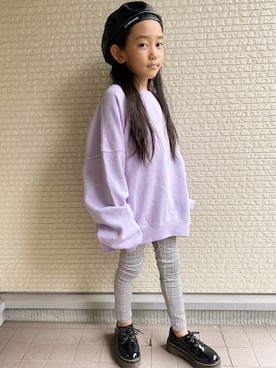 「Ocean&Ground（オーシャン&グラウンド）のワッフルリブピグメントジャンボスウェット（80～140cm）（スウェット、パープル系）」を使った、tsugumonさん（キッズ・132cm）の秋コーディネート