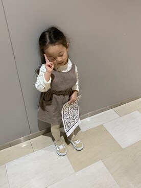 「ZARA KIDSのアイテム（ワンピース、ベージュ系）」を使った、riichannさん（キッズ・90cm）の冬コーディネート