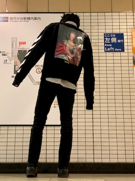 「off white（オフホワイト）のアイテム（スウェット）」を使った、純白さん（メンズ・174cm）の冬コーディネート