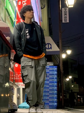 「off white（オフホワイト）のアイテム（スウェット）」を使った、純白さん（メンズ・174cm）の冬コーディネート