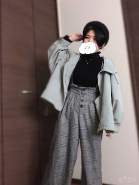 「タートルネック」｜「アイテム（マウンテンパーカー）」を使った、izumi-ktaさん（レディース・152cm）の春コーディネート