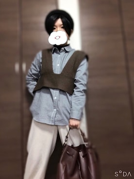 「部屋撮り」｜「アイテム（ハンチング/ベレー帽）」を使った、izumi-ktaさん（レディース・152cm）の春コーディネート