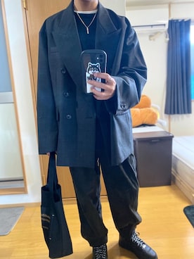 「stein」｜「アイテム（スウェット）」を使った、びっきーさん（メンズ・176cm）の春コーディネート