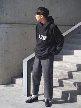 「MFK（エムエフケー）のアイテム」を使った、岡本 大護さん（メンズ・180cm）の秋コーディネート