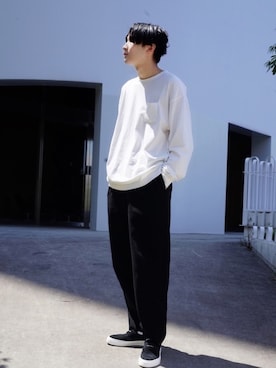 「SLACK FOOTWEAR（スラックフットウェア）のアイテム」を使った、岡本 大護さん（メンズ・180cm）の春コーディネート