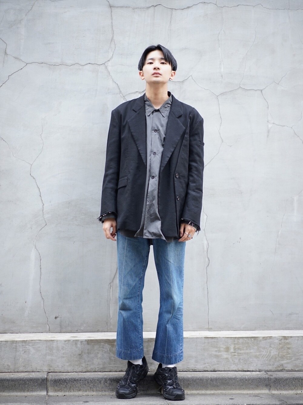 「大人コーデ、フォローミー、ジャケット、アウター、シャツ、ootd、キレイめ、2021年、私の推しブランド、あけましておめでとうございます！」｜「CHRISTIAN DADAのRotatory Tailored Wool Jacket（テーラードジャケット、ブラック系）」を使った、岡本 大護さん（メンズ・180cm）の冬コーディネートの1枚目の写真