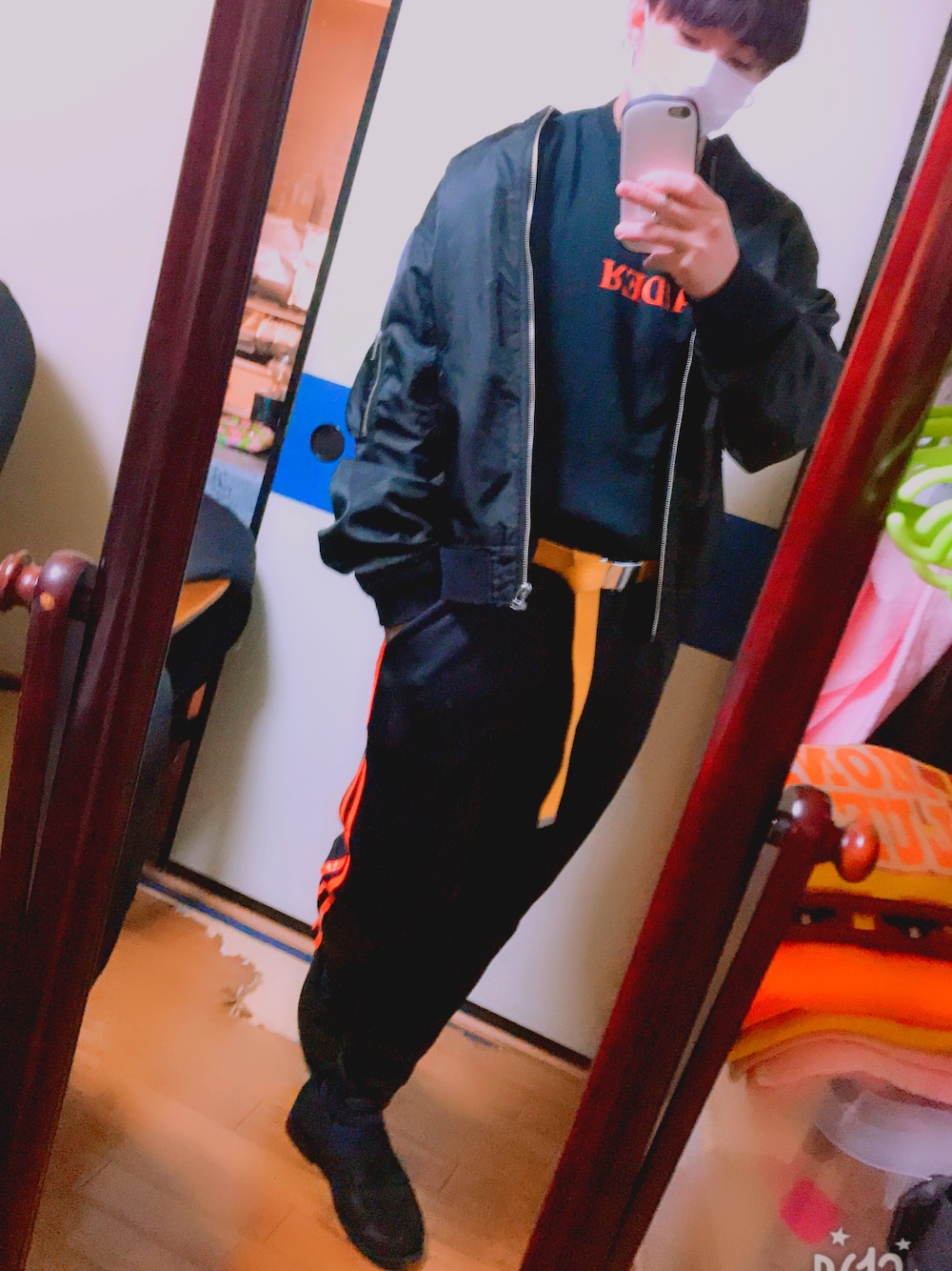 「韓国ファッション、iKON、おしゃれさんと繋がりたい、ストリート、ストリート系、韓国好きな人と繋がりたい」｜「GUの（GU）ローファー（シューズ、ブラック系）」を使った、あろさん（メンズ・160cm）の冬コーディネートの1枚目の写真