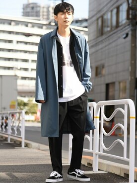 「アイテム（ステンカラーコート、ブルー系）」を使った、中山さん（メンズ・177cm）の冬コーディネート