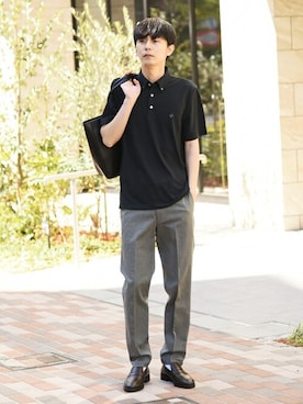 「シップス」｜「アイテム（スラックス）」を使った、中山さん（メンズ・177cm）の春コーディネート