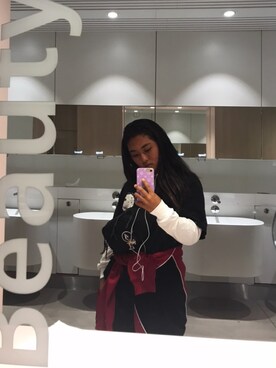 「VOLCOM（ボルコム）のアイテム（バッグ）」を使った、sarawakitsさん（レディース・153cm）の春コーディネート