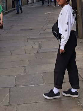 「VOLCOM（ボルコム）のアイテム（バッグ）」を使った、sarawakitsさん（レディース・153cm）の春コーディネート