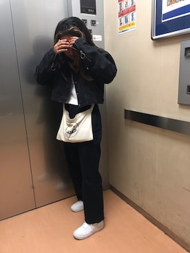 「VOLCOM（ボルコム）のアイテム（バッグ）」を使った、sarawakitsさん（レディース・153cm）の春コーディネート