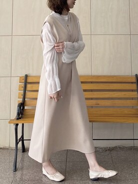 「アイテム（ワンピース/ドレス、ベージュ系）」を使った、donobanstaffさん（レディース・161cm）の春コーディネート