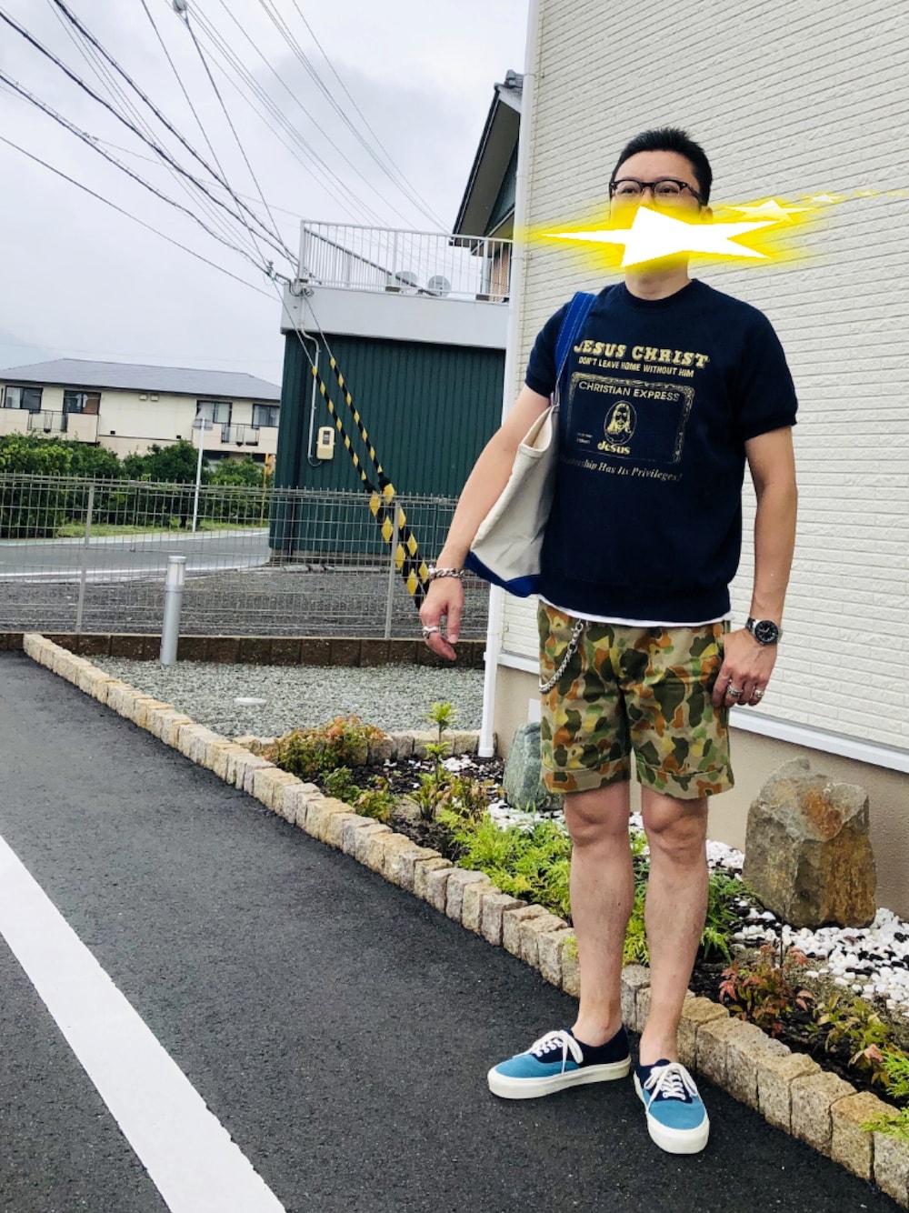 「夏、ショートパンツ、古着コーデ、VANS、40代ファッション、大人カジュアル、いいね、save、フォローお願いします🤑、vintage」｜「timeworn clothingの× 白山眼鏡（メガネ、ブラウン系）」を使った、matsuさん（メンズ・174cm）の夏コーディネートの1枚目の写真