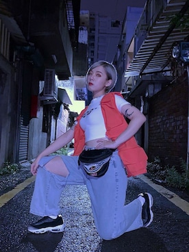 ᴴᴬᴺᴱᴿ陳涵さんのコーディネート