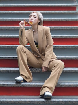 「FR2」｜「アイテム（スーツジャケット）」を使った、ᴴᴬᴺᴱᴿ陳涵さん（レディース・157cm）の冬コーディネート