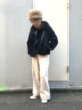 「オールホワイト」｜「アイテム（ムートンコート）」を使った、B'2nd@shinjukuさん（レディース・157cm）の秋コーディネート