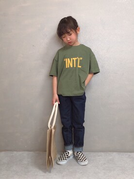 「くすみカラー」｜「アイテム（スリッポン）」を使った、SGRさん（キッズ・110cm）の春コーディネート