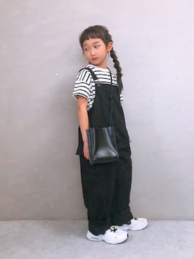 「ローリーズファーム(LOWRYS FARM)」｜「アイテム（サロペット/オーバーオール）」を使った、SGRさん（キッズ・110cm）の春コーディネート