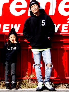 「Supreme （シュプリーム）のアイテム（ニットキャップ/ビーニー、ブラック系）」を使った、himejisaruさん（メンズ・174cm）の冬コーディネート