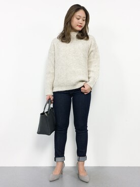 山本舞香さんのコーディネート