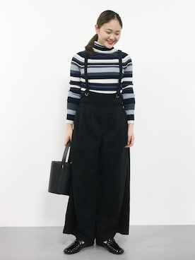 「靴」｜「アイテム（オールインワン・サロペット）」を使った、山本舞香さん（レディース・157cm）の冬コーディネート