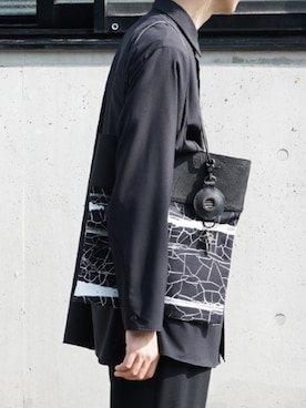 「Kagari Yusuke（カガリユウスケ）のアイテム（財布/小物）」を使った、palm maison storeさん（メンズ・180cm）の夏コーディネート