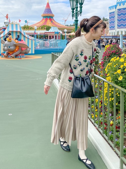 一点物USEDネパール手編みチロリアン花柄ざっくりニットカウチンウール100％ 一点物USEDネパール手編みチロリアン花柄ざっくりニットカウチン